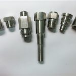 висококвалитетни спојници за машина струг, сврзувачки елементи од не'рѓосувачки челик изработени од CNC обработка